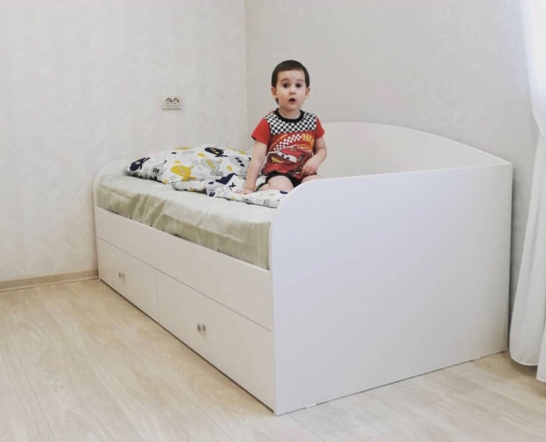 Кровати коллекции Умка + стеллаж для зонирования  от Династия Kids
